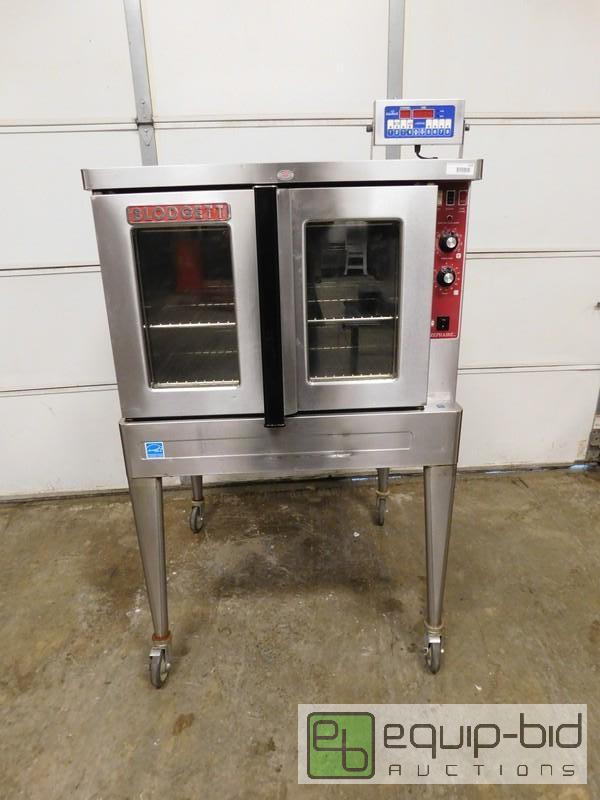 lot 458 image: Blodgett Single Convection Oven On Legs