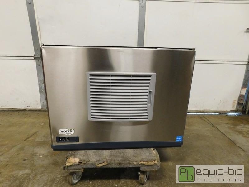 lot 466 image: Scotsman 500 LB Air Cooled Ice Maker