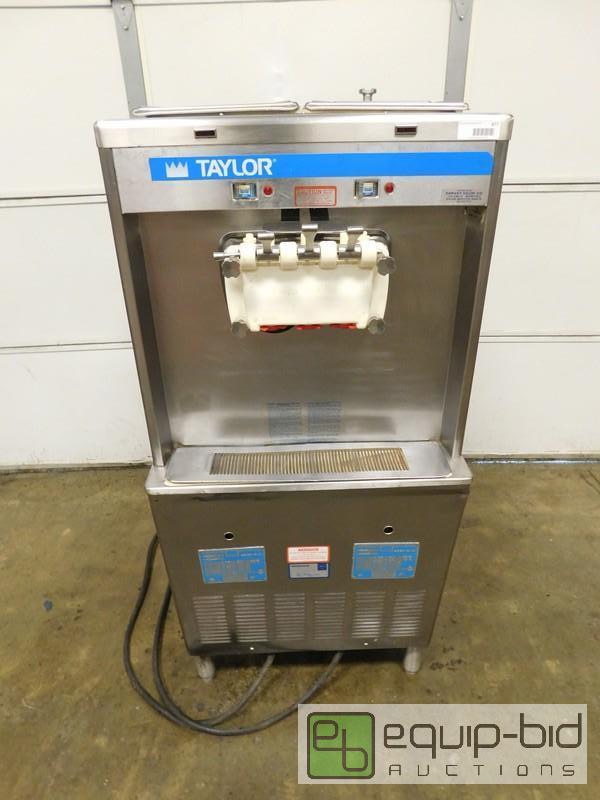 lot 477 image: Taylor Double Flavor Ice Cream Machine