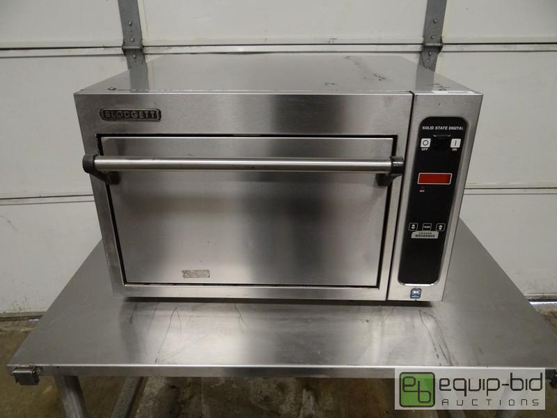 lot 492 image: Blodgett Counter Top Pizza Oven