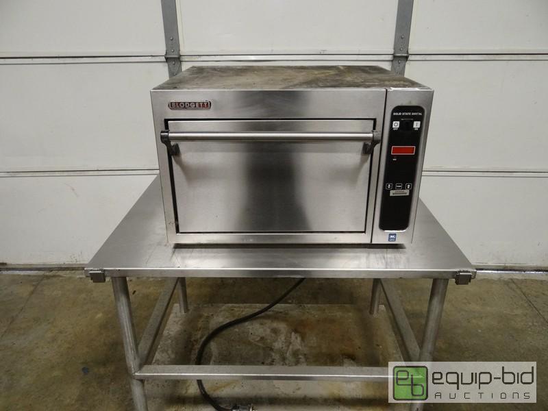 lot 495 image: Blodgett Counter Top Pizza Oven