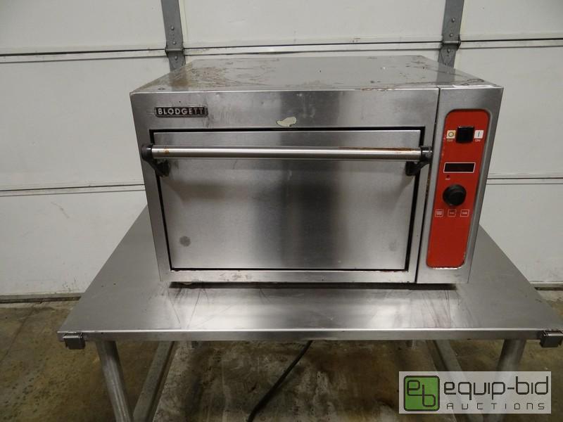 lot 500 image: Blodgett Counter Top Pizza Oven