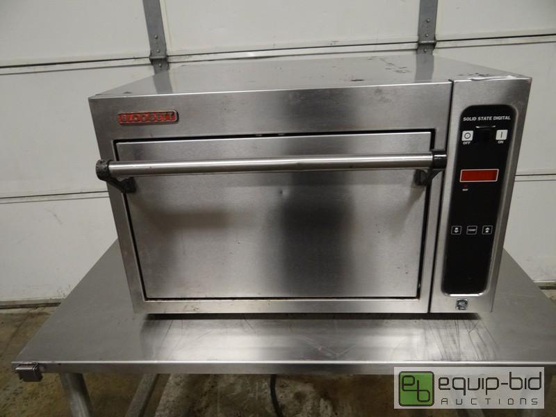 lot 501 image: Blodgett Counter Top Pizza Oven