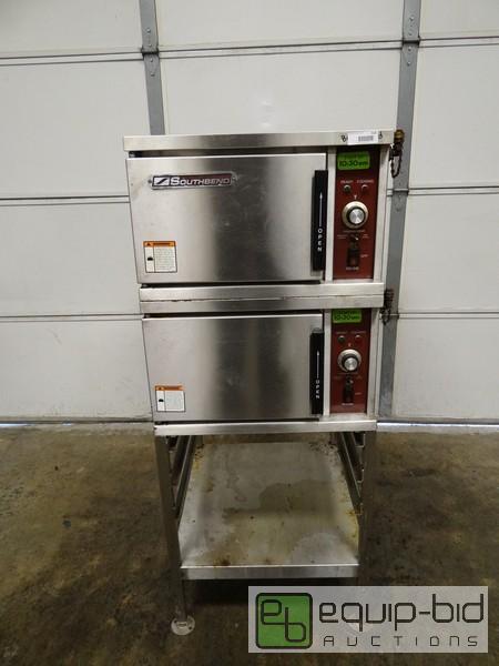 lot 510 image: Southbend Double Stack Steamer