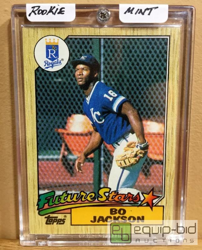lot 1074 image: 1987 TOPPS BO JACKSON ROOKIE CARD - MINT CONDITION - HARD TO FIND