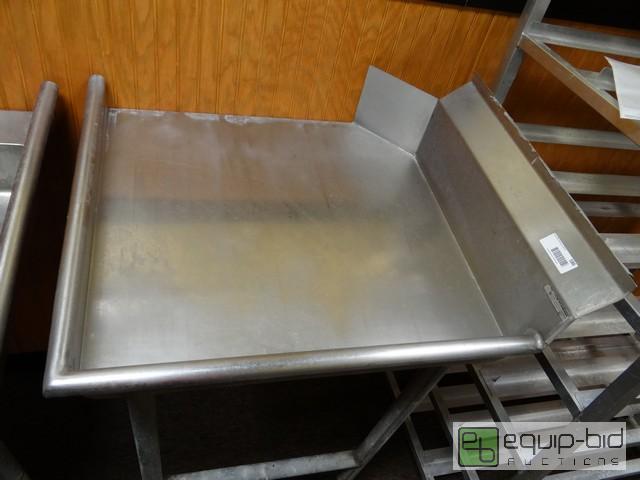 lot 586 image: Stainless Steel Dishwasher Clean Side Table