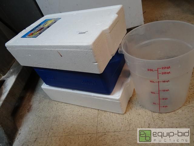 lot 629 image: Lot Of (3) Various Side Cooler