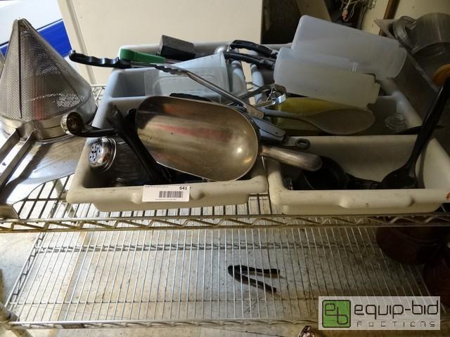 lot 641 image: Large Lot Of Kitchen Utensils