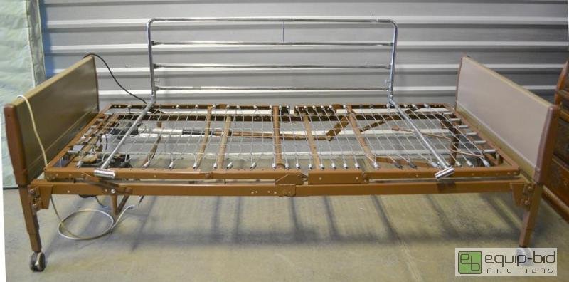 lot 2033 image: Invacare Electronic Hospital Bed