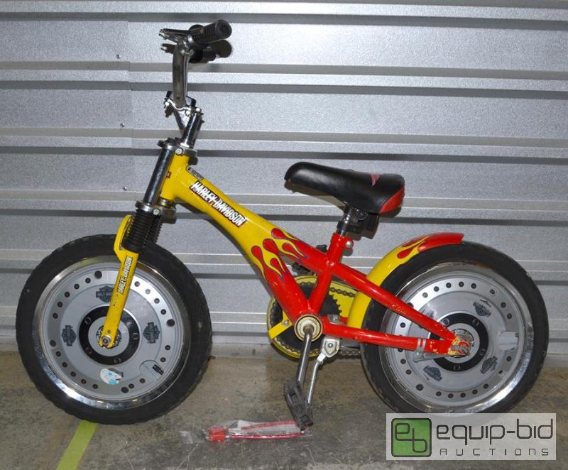 lot 2037 image: Harley Davidson Bicycle