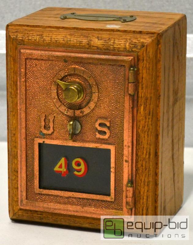 lot 2060 image: Mail Box Bank