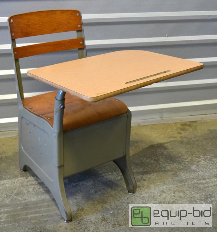 lot 2067 image: c. 1970 School Desk