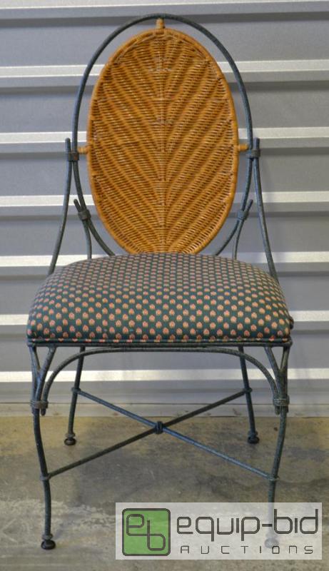 lot 5025 image: Cast Iron Chair B