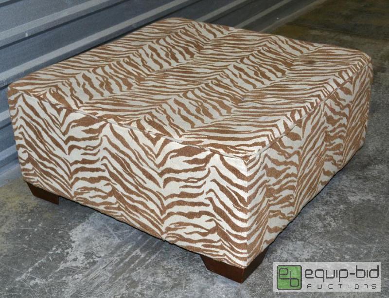 lot 5028 image: Large Animal Print Square Ottoman