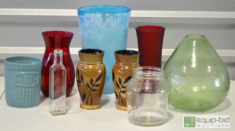 lot 5117 image: Decorative Vases