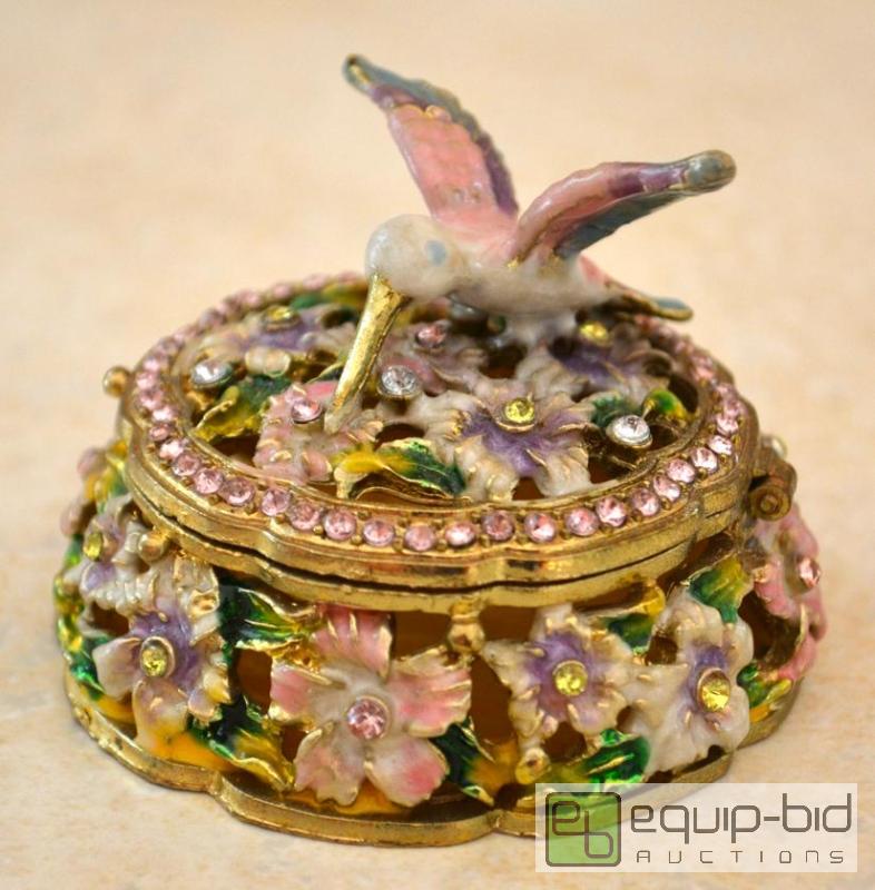 lot 6015 image: Hummingbird Bejeweled Trinket Box