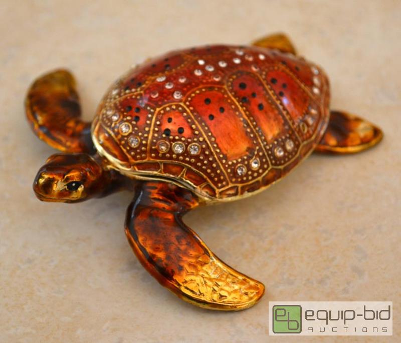 lot 6019 image: Turtle Bejeweled Trinket Box 2
