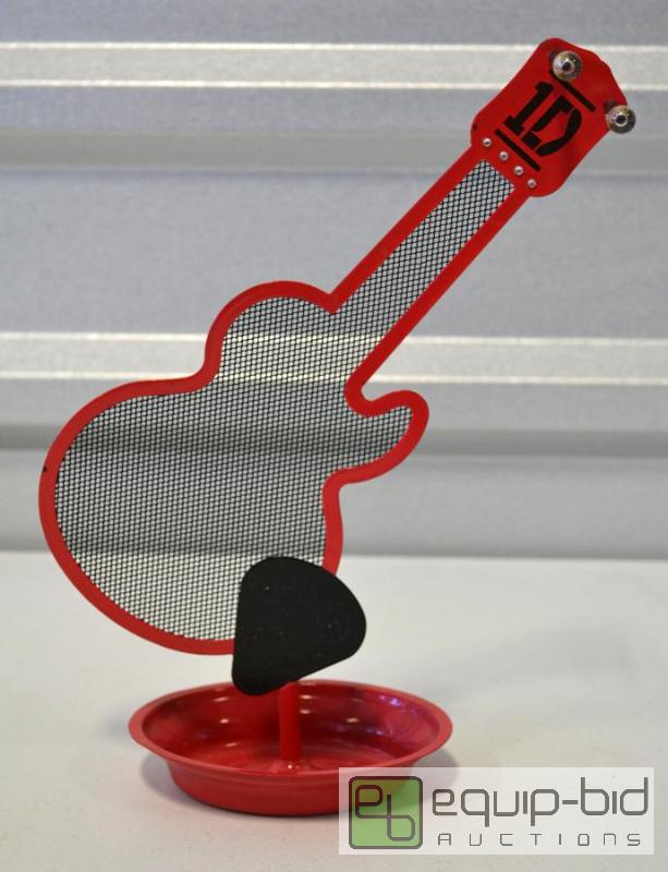 lot 6023 image: Guitar Jewelry Stand