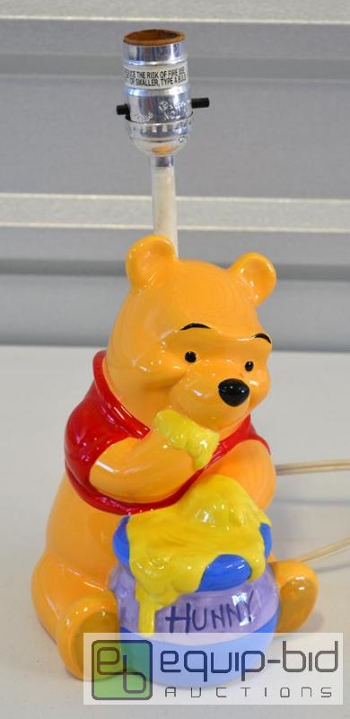 lot 6043 image: Winnie The Pooh Lamp