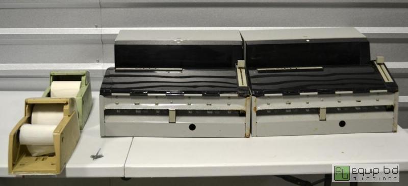 lot 6052 image: Toilet Paper and Paper Towel Dispensers 3