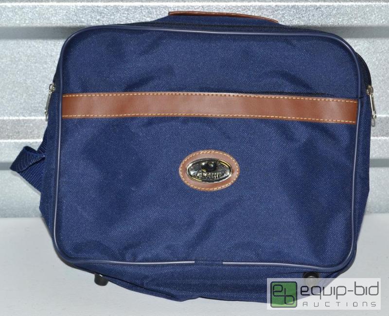 lot 6090 image: Vincelli Carry On Bag