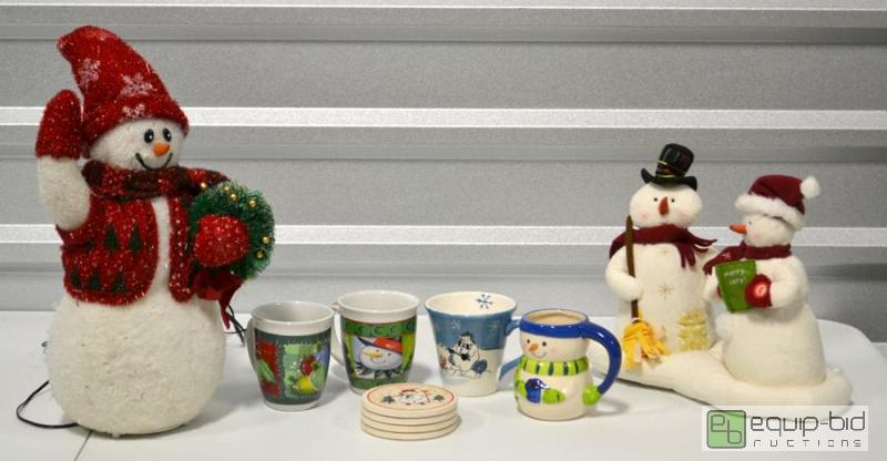 lot 6098 image: Fiber Optic Snowman,