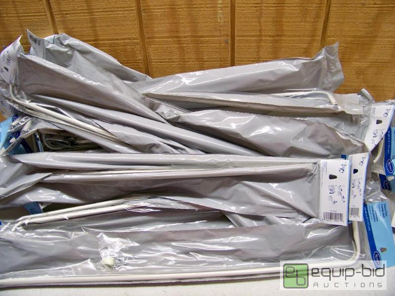 lot 1193 image: Lot of 35 Kenney Heavy Duty Curtain Rods