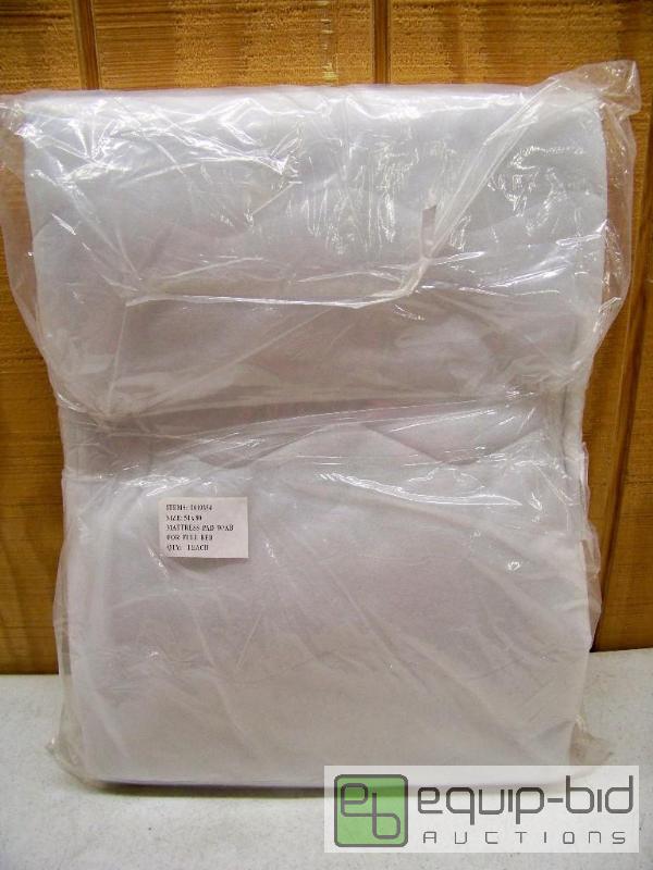 lot 1210 image: Case of 6 Full Size Mattress Pads
