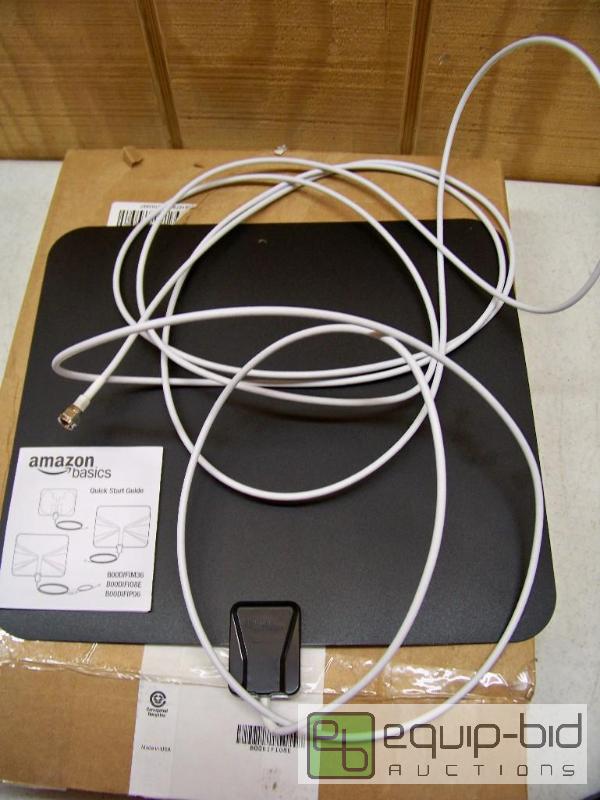 lot 1254 image: Amazonbasics HDTV Indoor Antenna