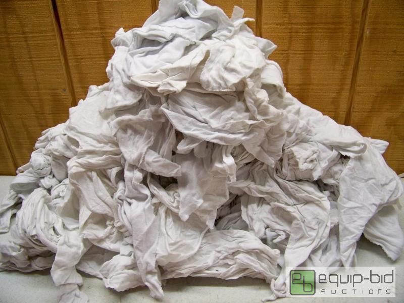 lot 1285 image: 10 pound box White Jersey type knit rags