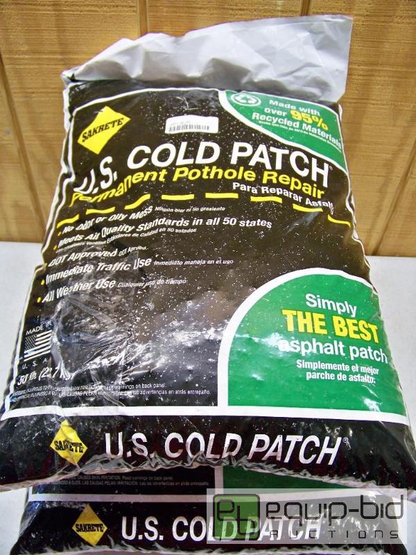 lot 1386 image: 4 Bags Sakrete US Cold Patch