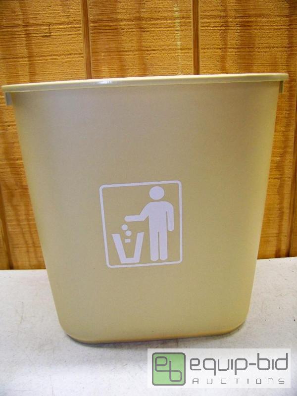 lot 1430 image: Case of 12 Office Trash Cans Wastebaskets