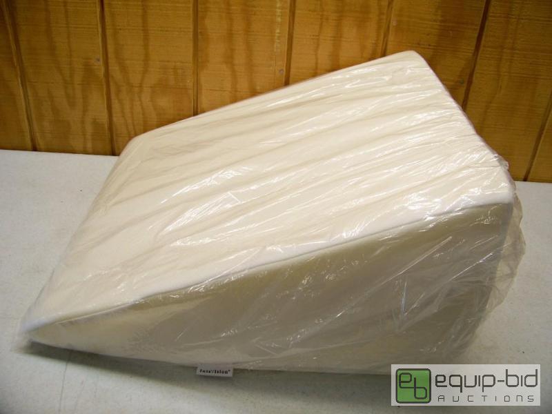 lot 1491 image: Intevision Wedge Pillow