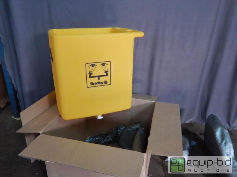 lot 1040 image: Bradley Eye Wash Station