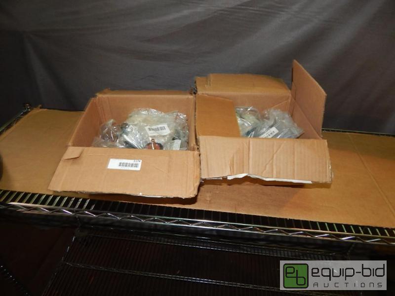 lot 1174 image: Lot of Vibration Isolators And Lot of Pivot Arms