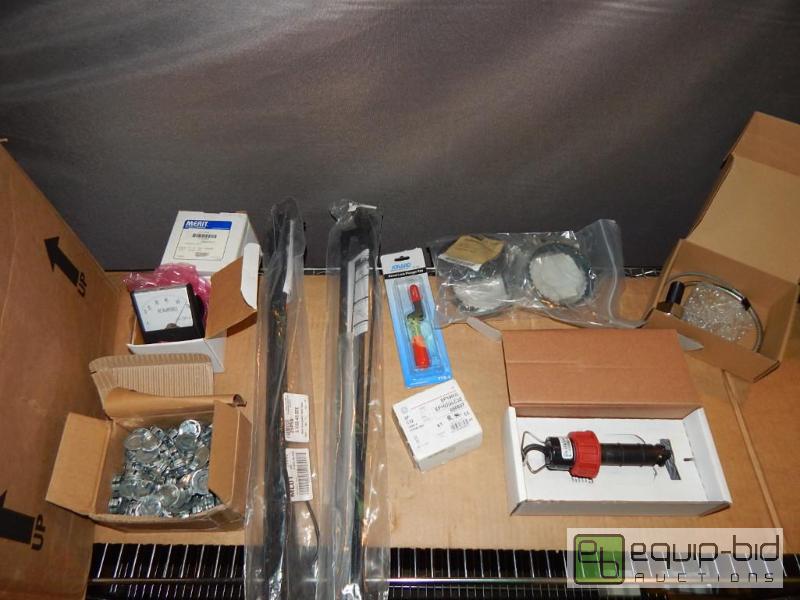lot 1179 image: Lot of Misc Hardware