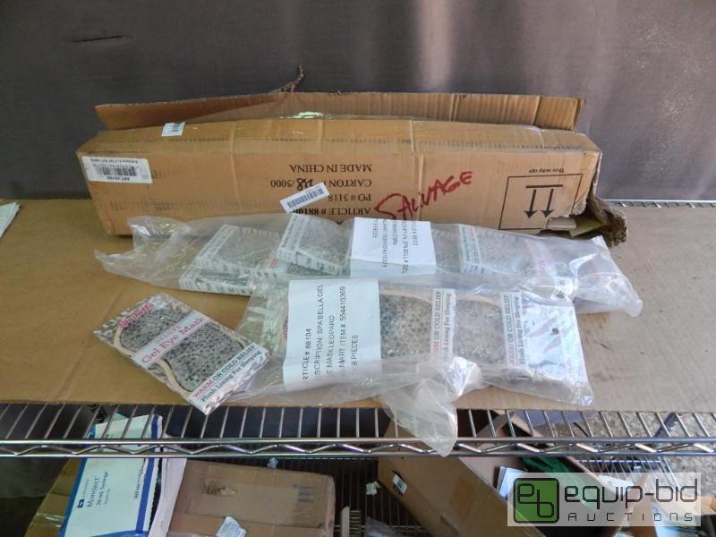 lot 1427 image: Lot of Gell Eye Masks