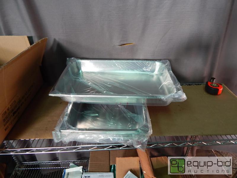 lot 1517 image: 8 Stainless Steel Full Size Pans