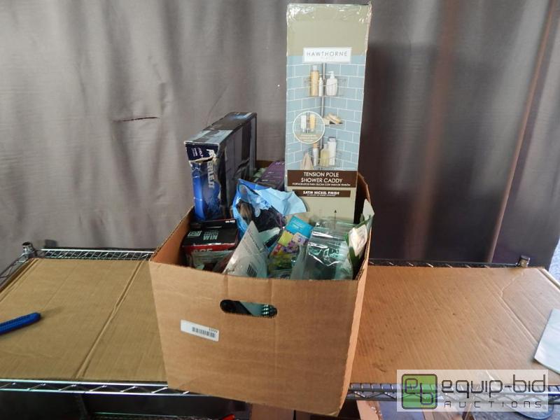 lot 1550 image: Lot of Misc store returns Items