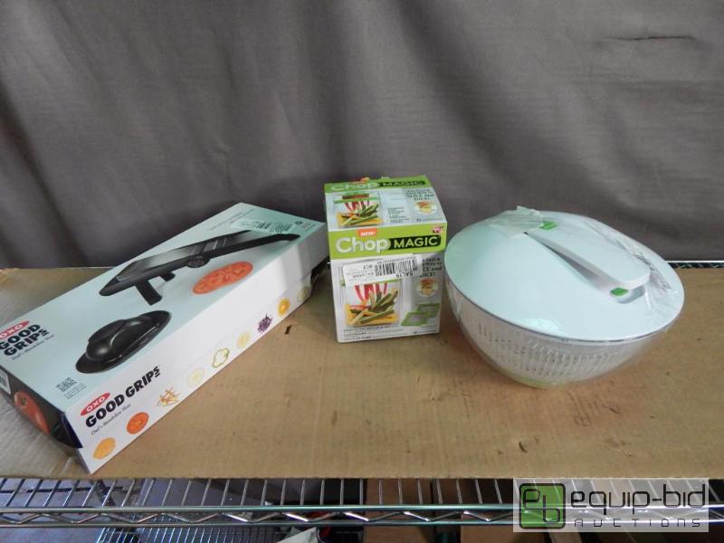 lot 1555 image: Lot of Kitchen Items