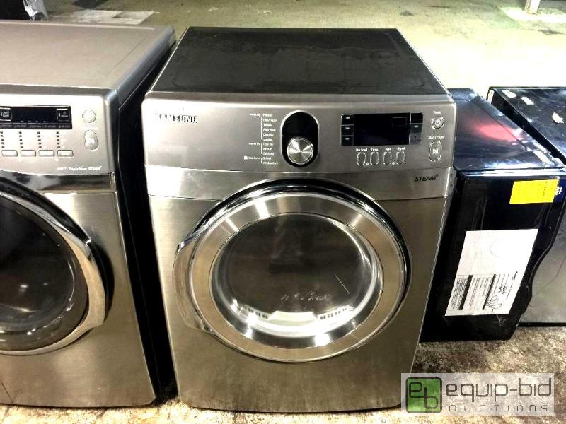lot 1402 image: SAMSUNG 7.4 cu. ft. Steam Electric Dryer DV448