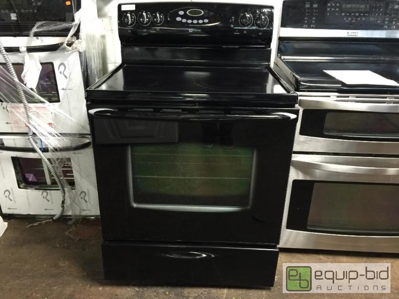 lot 1405 image: Maytag 30 in. Electric Freestanding Range