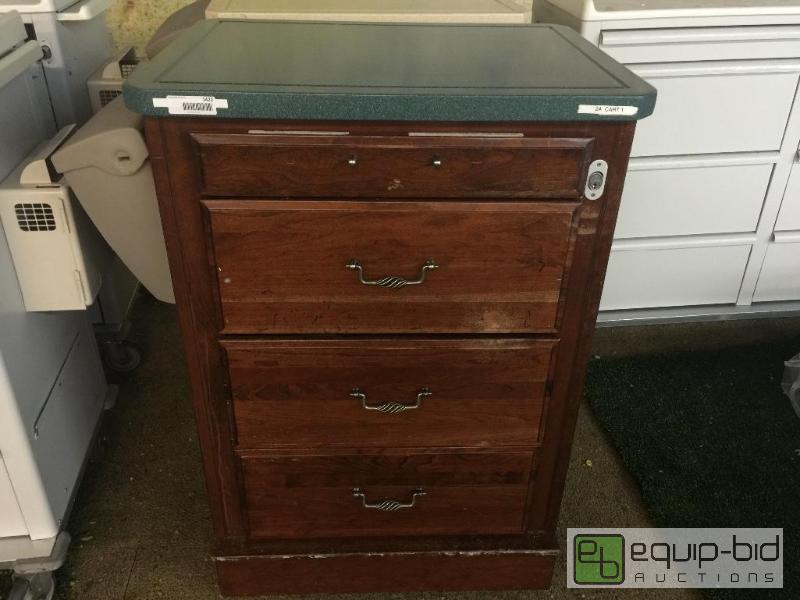 lot 1422 image: FURNITURE STYLE MEDICAL CART