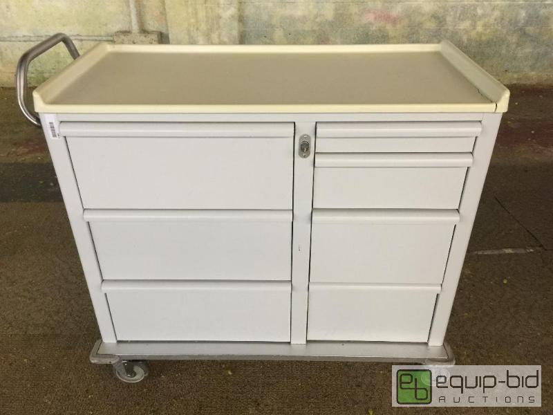 lot 1423 image: DELUX INDUSTRIAL ROLLING CART