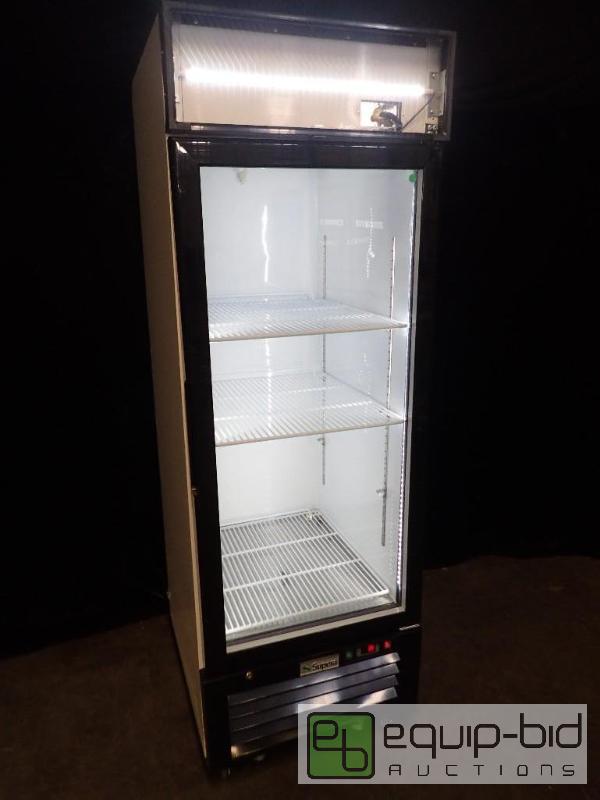 lot 7104 image: Supera 27 White Glass Door Merchandiser (G1M-23-W-1)