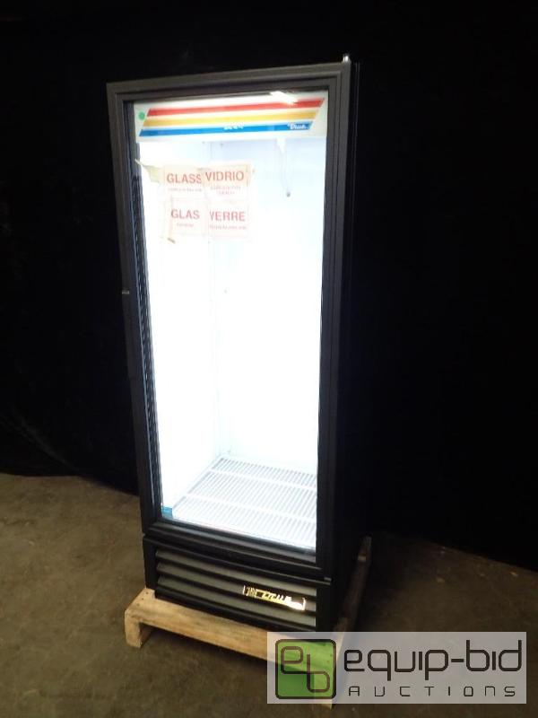 lot 7105 image: True 25 Swing Glass Door Merchandiser Refrigerator LED (GDM-12-LD)
