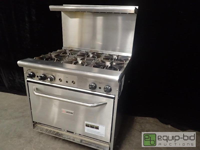 lot 7112 image: Saturn Equipment Heavy Duty 6 Burner Gas Range
