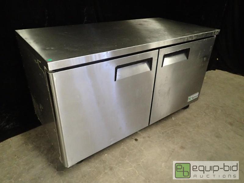 lot 7123 image: Supera 60 2-Door Undercounter Freezer (UF2R6-1)