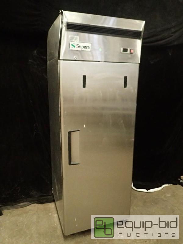 lot 7126 image: Supera 29 Solid 1-Door Reach-In Freezer (F1R-1)