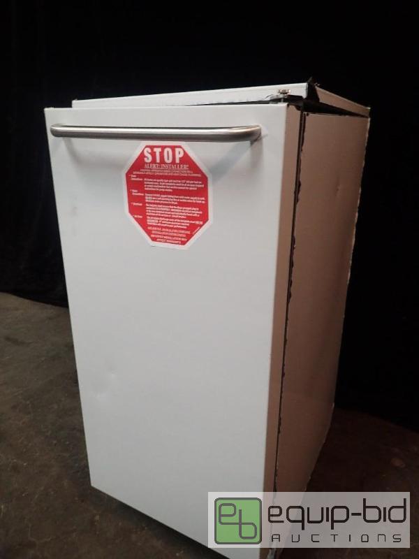 lot 7145 image: Scotsman 65 lb Self-Contained Gourmet Ice Machine (CU50PA-1)
